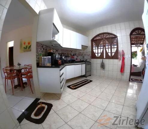 Imagem CASA COM PISCINA Á VENDA: O LAR PERFEITO PARA SUA FAMÍLIA