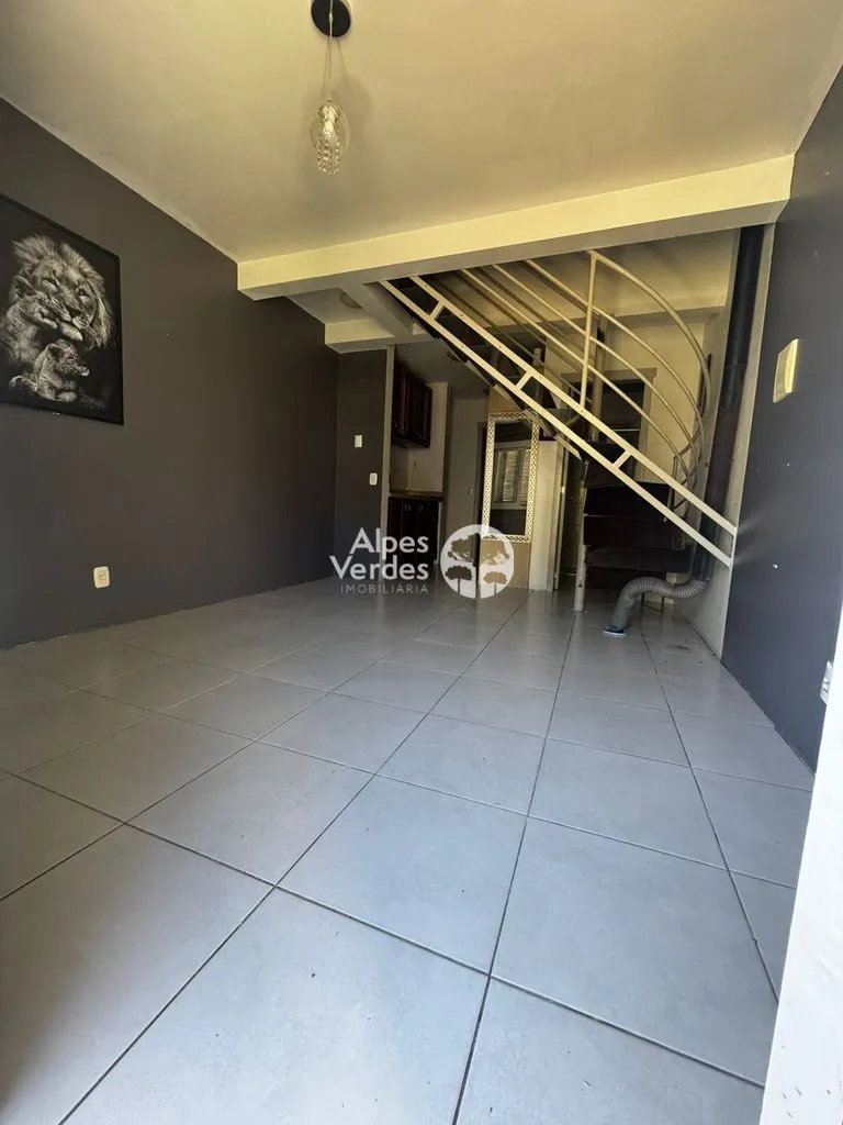 Imagem Vende-se Casa Geminada na Várzea Grande, com 02 dormitórios
