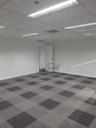 Imagem Conjunto 775 m² 13 banheiros 21 vagas 775 m²área útil 1.772 m²área total