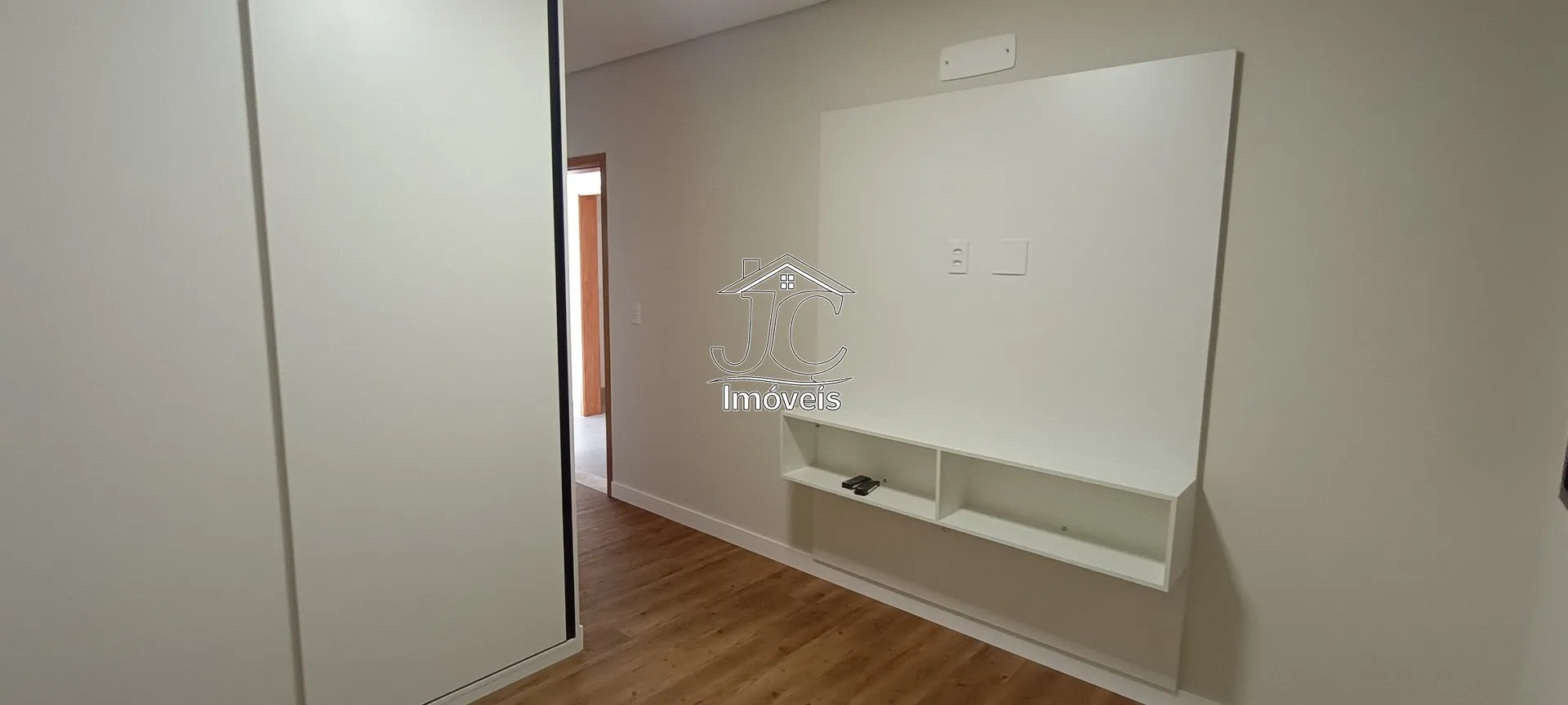 Imagem Casa com 3 suítes no Condomínio Portal do Jequitiba-Valinhos