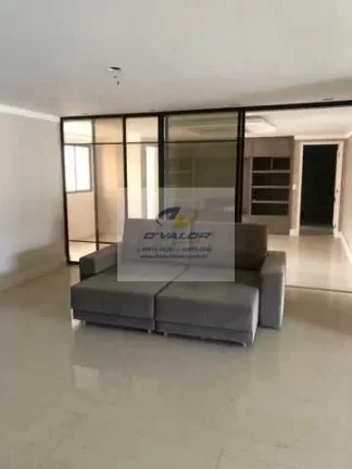 Imagem Vendo Apartamento com 254 m², 4 quartos s/ 2 suítes + DCE, sala p/ 3 ambientes e 4 vagas