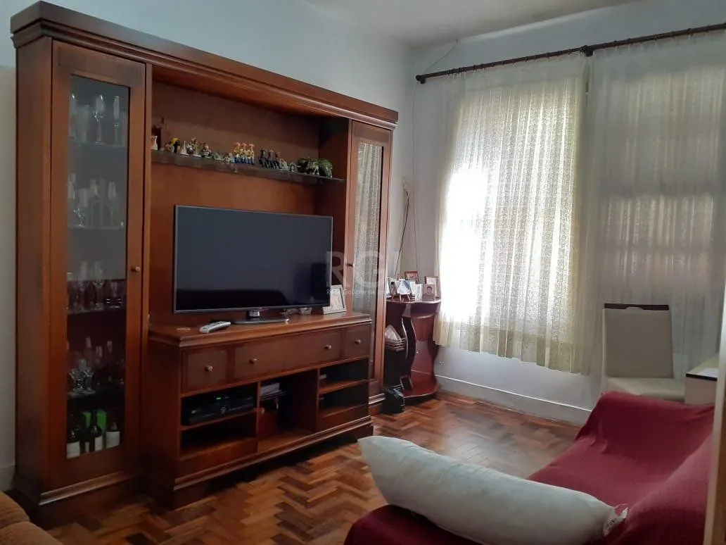 Imagem Casa para Venda - 360m², 3 dormitórios, sendo 1 suites, 4 vagas - Santana