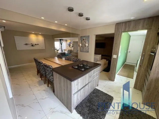 Imagem Apartamento Quadra Mar para Venda em Balneário Camboriú, CENTRO, 3 dormitórios, 3 suítes, 4 banheiros, 1 vaga