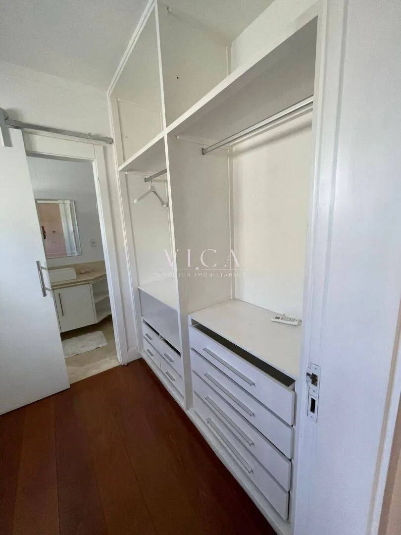 Imagem Alphaville|Resid 02 |Casa 3 suítes, piscina e lazer| R$25.000 Aluguel