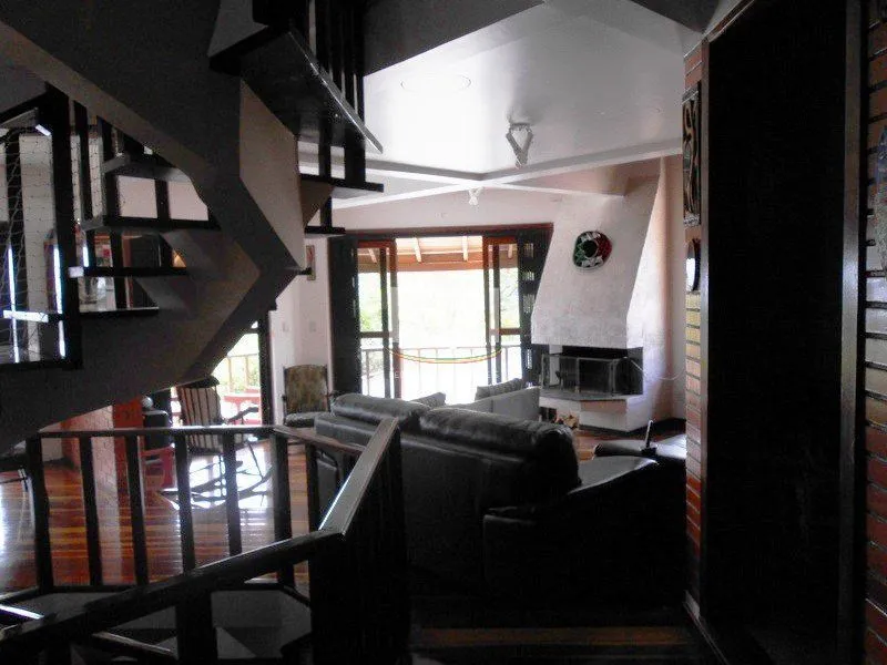 Imagem Casa para Venda - 430m², 3 dormitórios, sendo 1 suites, 2 vagas - Vila Nova