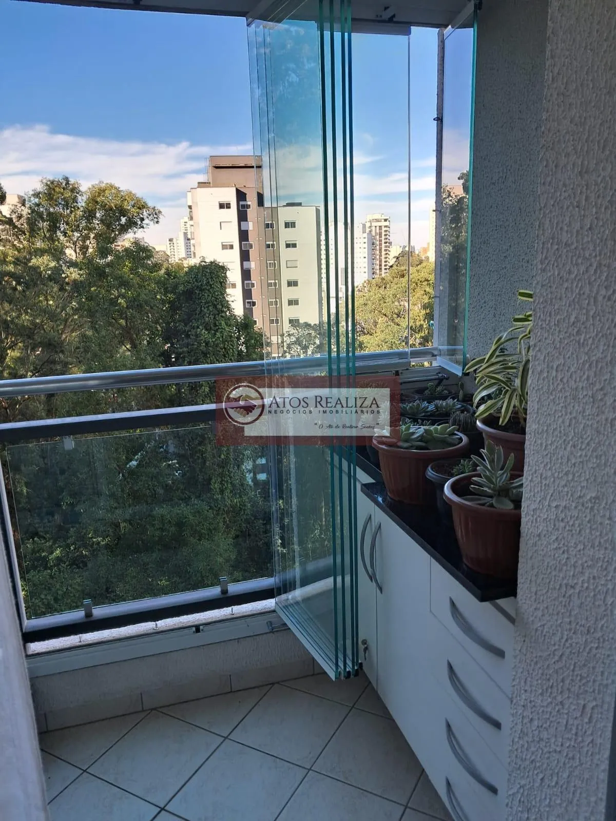 Imagem Apartamento à Venda em Vila Andrade SP | 2 Quartos, Sacada, 51m²