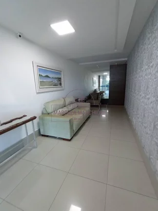 Imagem Apartamento 3 quartos frente mar em Itapuã