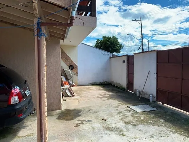 Imagem Casa à venda 3 Quartos, 4 Vagas, 174M², Residencial e Comercial Cidade Morumbi, Pindamonhangaba - SP