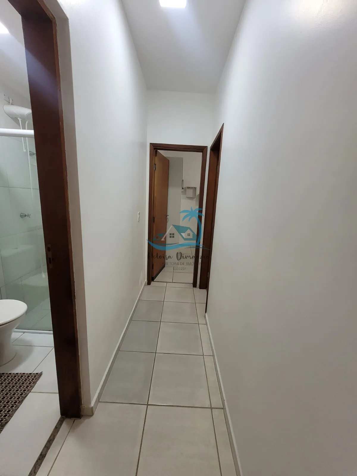 Imagem Excelente apartamento com 2 dormitórios a venda no bairro mais valorizado de Ubatuba, Itaguá, a 500 metros do mar.