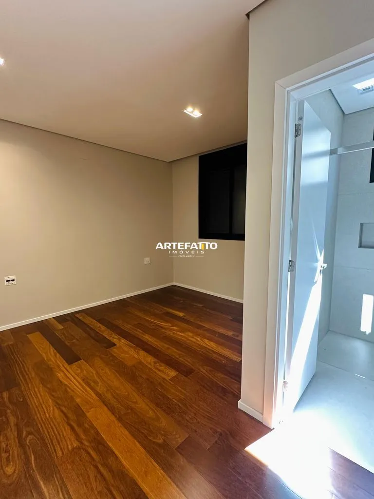 Imagem Casa de condomínio à venda, no Veredas, com 3 suítes