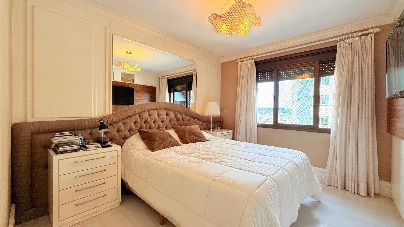 Imagem Apartamento de 3 dormitórios à venda em Bela Vista, Porto Alegre