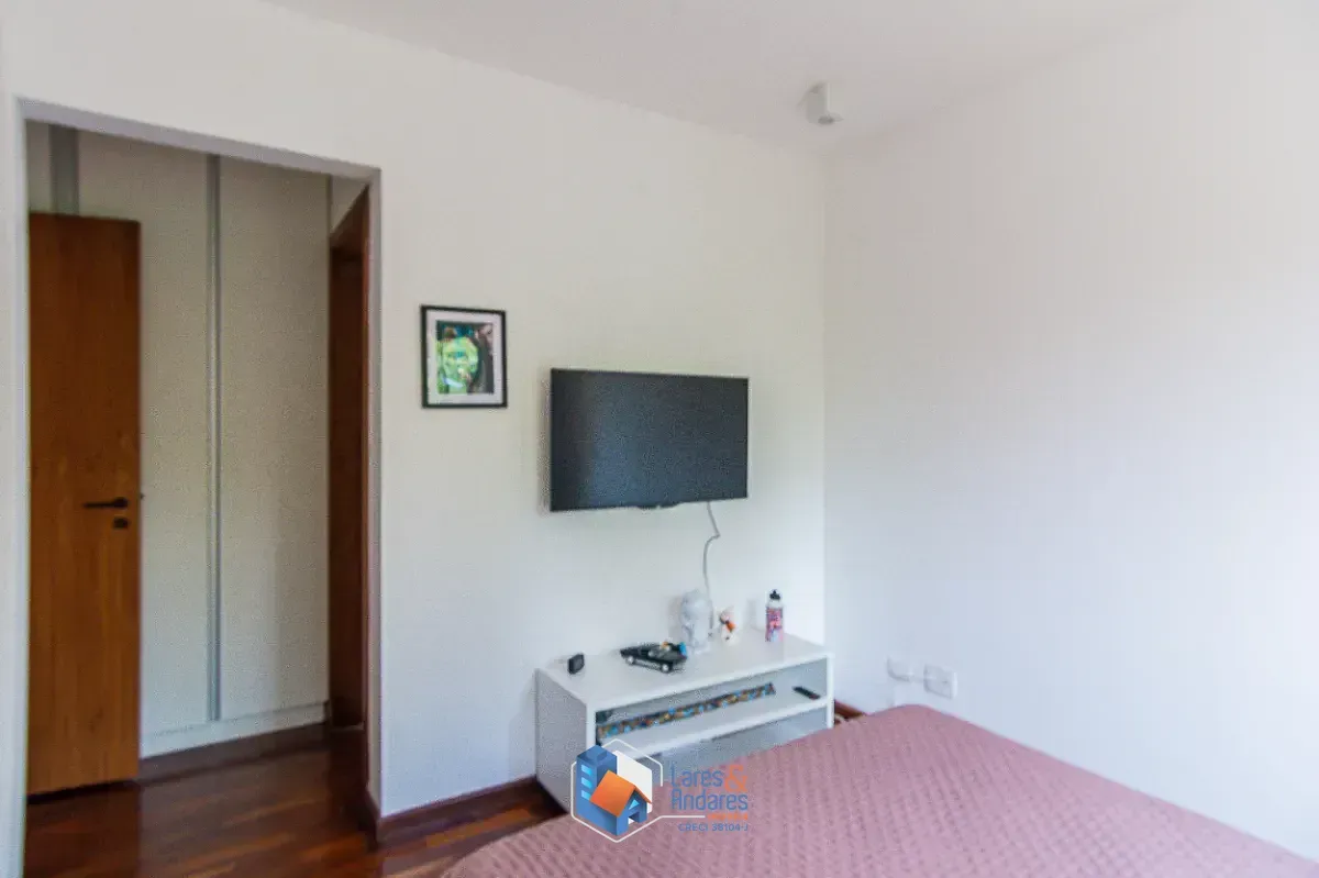 Imagem Duplex para venda em Vila Suzana com 4 quartos, sendo 2 suítes, 308m²