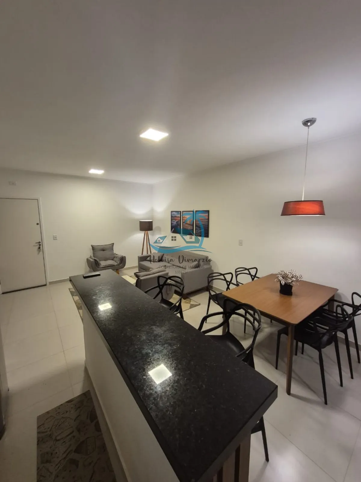Imagem Apartamento mobiliado com 2 dormitórios à venda no Itaguá - Ubatuba - 350 metros da orla.