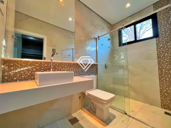 Imagem Sobrado 3 Suítes, 329 m² c/ lazer à venda no Condomínio Caribe