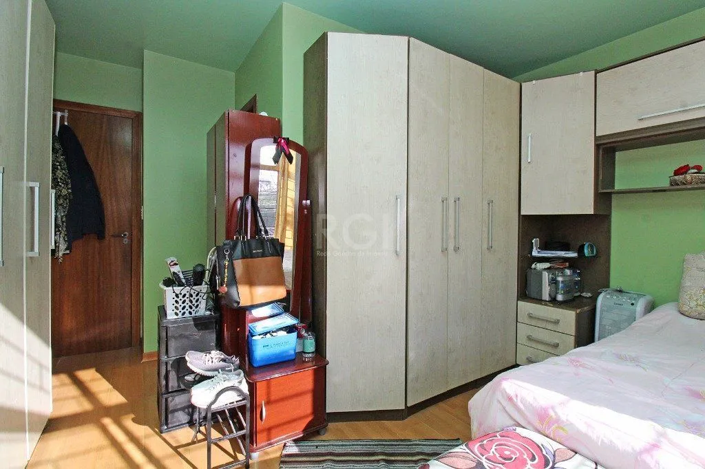 Imagem Casa para Venda - 280m², 4 dormitórios, sendo 1 suites, 4 vagas - Bom Jesus