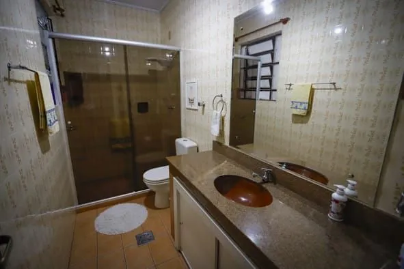 Imagem Casa 3 dorms 2 vagas Chácara das Pedras em Porto Alegre-RS