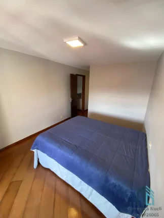 Imagem Sobrado em condomínio, 03 quartos c/suíte, área Gourmet com Churrasqueira no Bairro Guabirotuba em Curitiba PR