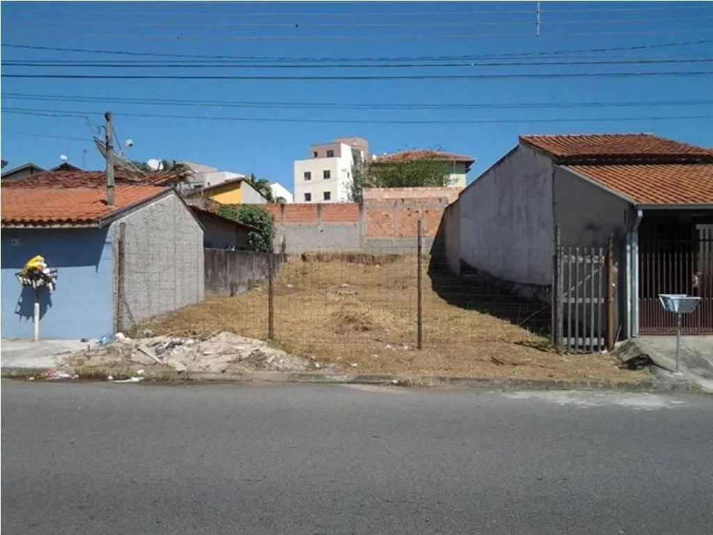 Imagem Terreno à venda 300M², Mombaça, Pindamonhangaba - SP