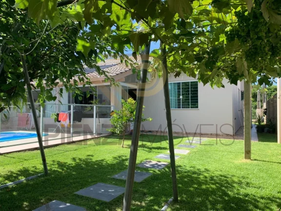 Imagem Casa para Venda em Chapecó, Vila Real, 4 dormitórios, 1 suíte, 3 banheiros, 2 vagas