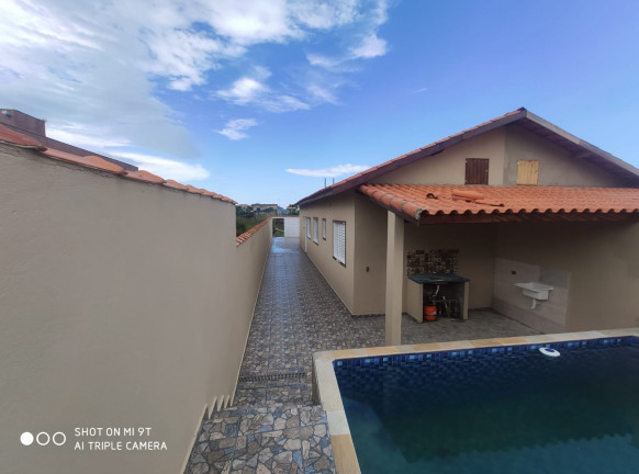 Imagem Casa com 2 Quartos à Venda, 62 m² em Jd. Jamaica - Itanhaém