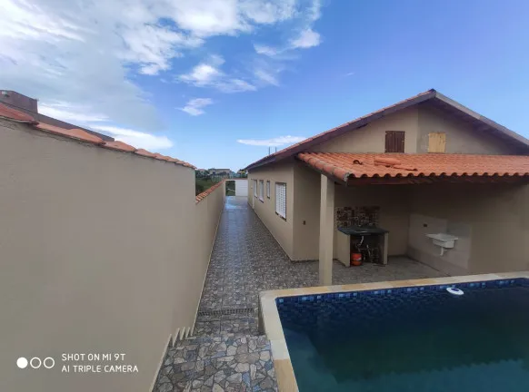 Imagem Casa com 2 Quartos à Venda, 62 m² em Jd. Jamaica - Itanhaém