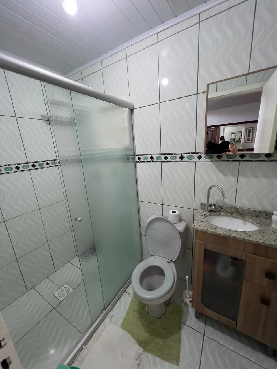 Imagem Ampla casa no Bairro Restinga 4 Dormitórios sendo um suíte