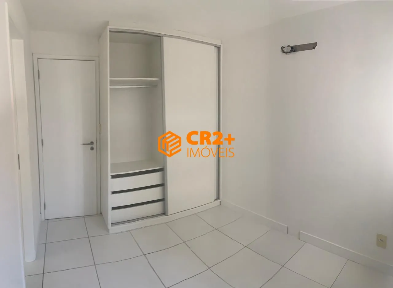 Imagem Apartamento em Boa Viagem - 3 quartos - 1 Suite - 2 Garagens- Varanda - 87m2