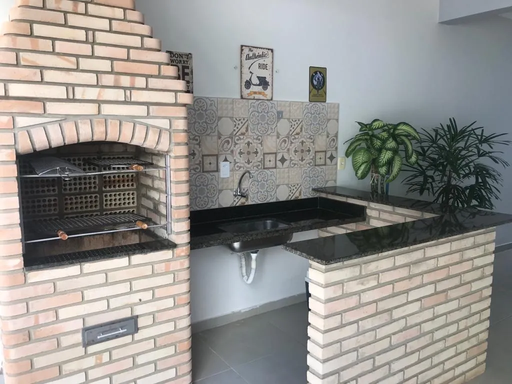 Imagem Lindo Sobrado no Bairro Jardim Karolyne com 235m².
