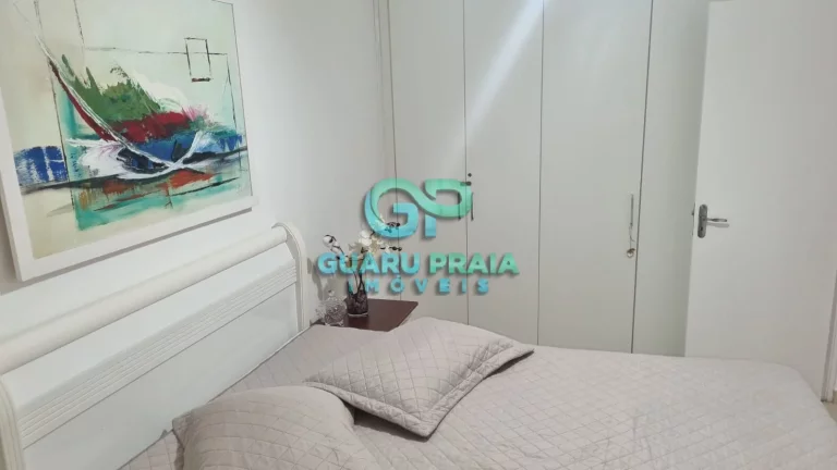 Imagem 1 dormitórios, sala para 2 ambientes com sacada, cozinha com armários planejados, banheiro social e área de serviço