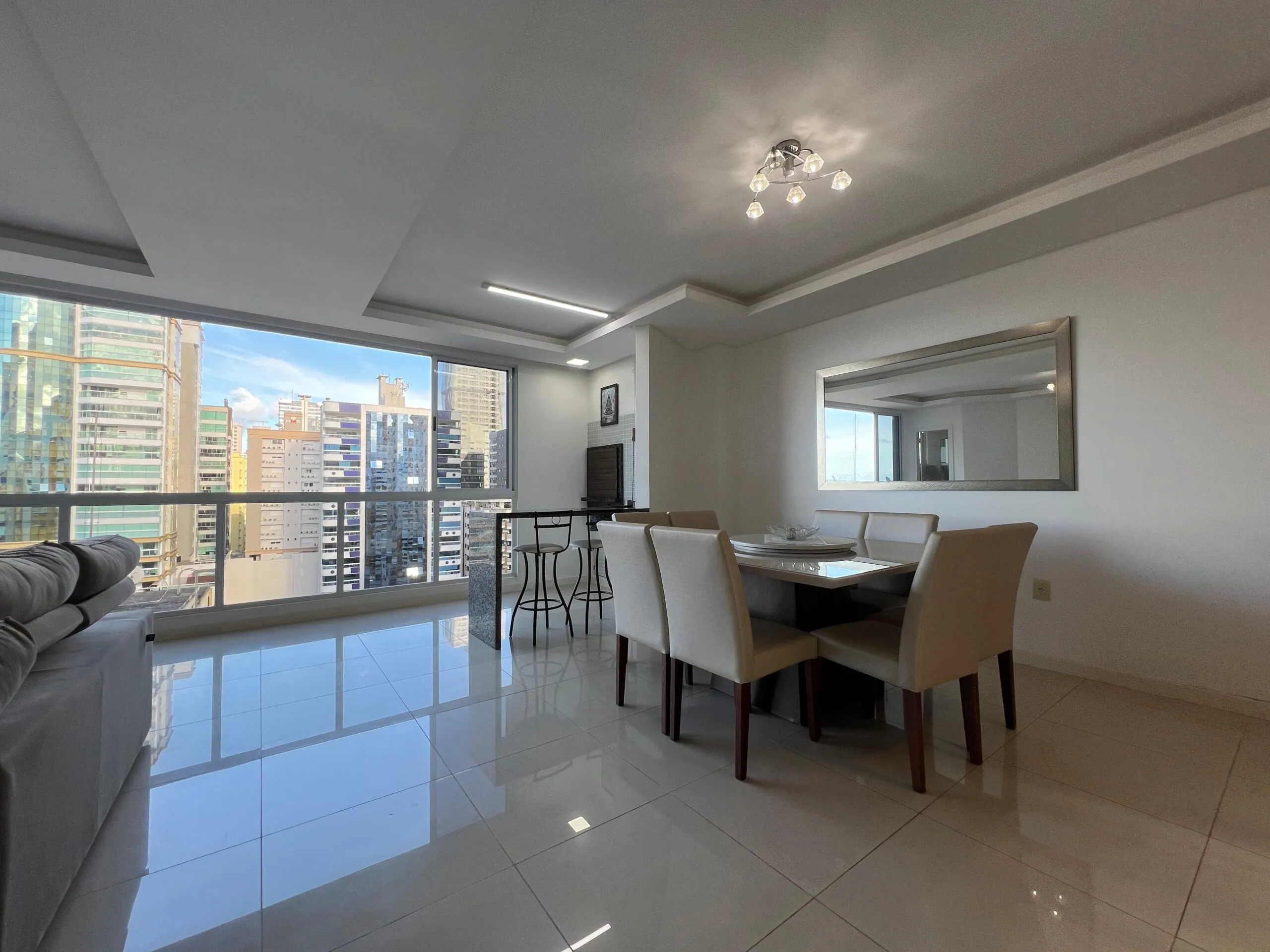 Imagem Apartamento à venda com 141m2 por R$ 2.000.000,00