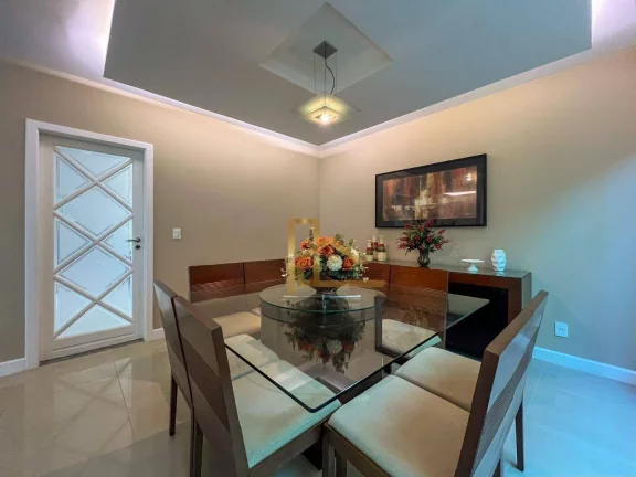 Imagem Casa com 4 dormitórios à venda, 192 m² por R$ 1.295.000 - Pimenteiras - Teresópolis/RJ