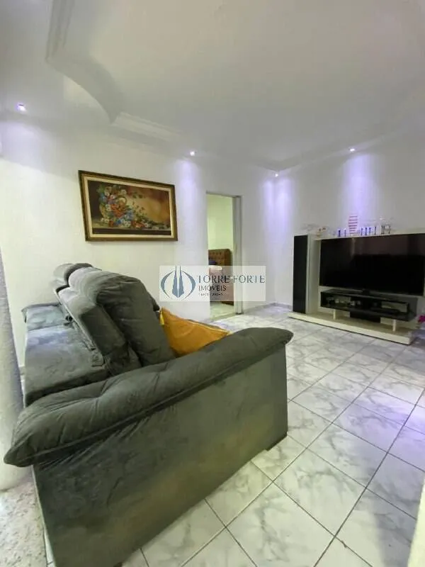 Imagem Casa com 4 dormitórios 1 suíte 3 vagas na chácara Mafalda .