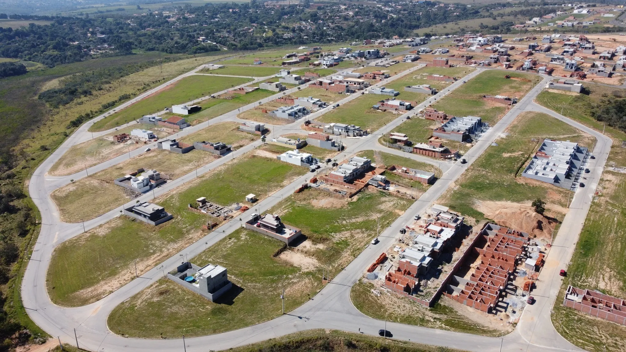 Imagem Excelente Terreno no Condomínio Terras de São Lucas em Salto de Pirapora com 250m².