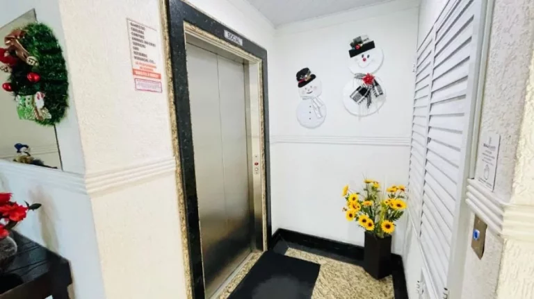 Imagem APARTAMENTO COM 85 m² - OCIAN - PRAIA GRANDE SP