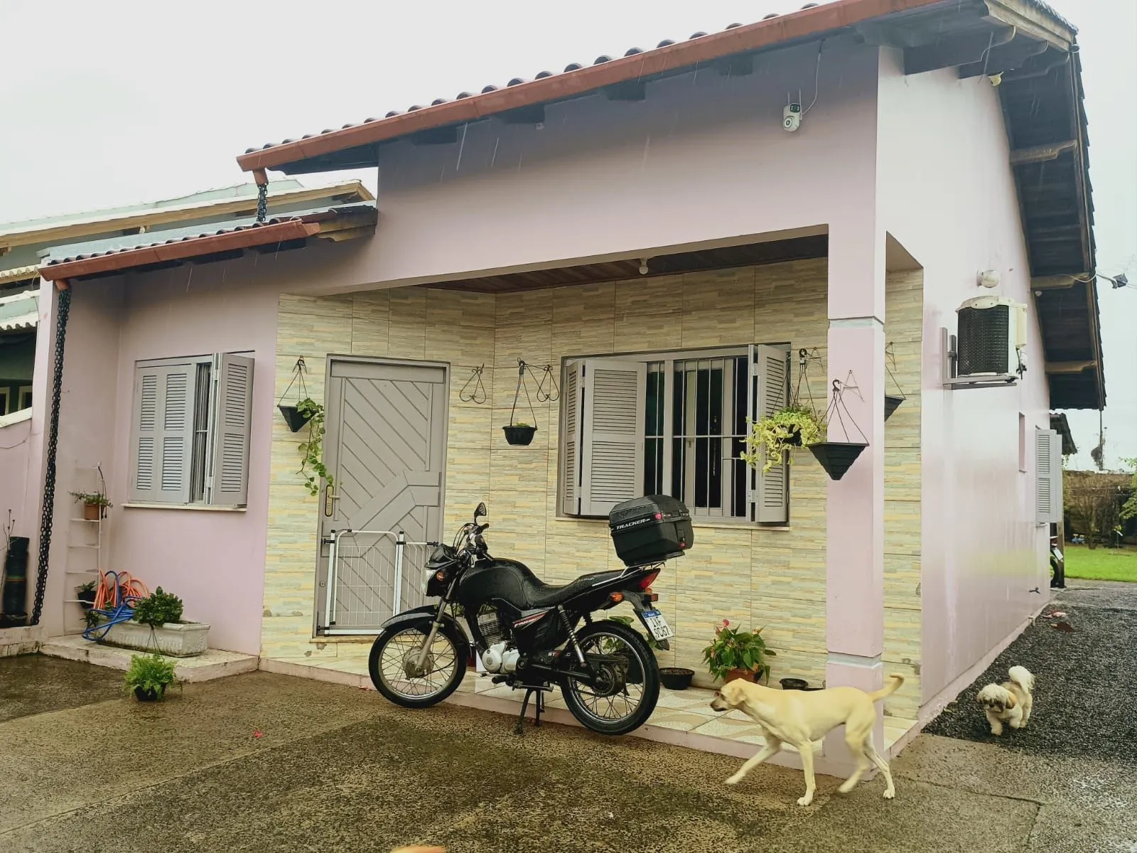 Casa 2 dormitórios no bairro Harmonia, Canoas
