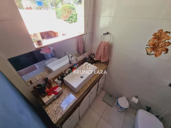 Imagem Casa á venda em Igarapé, bairro Lago Azul.