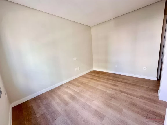 Imagem Apartamento à venda com 2 suítes no Centro de Florianópolis - Alto padrão e excelente localizaç...