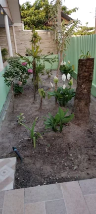 Imagem Terreno com Ampla Casa Não Averbada em Shangri-la - Estuda Permuta