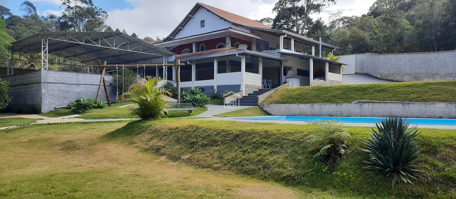 Imagem Chácara 422 m² à venda em Laranjeiras, Caldas