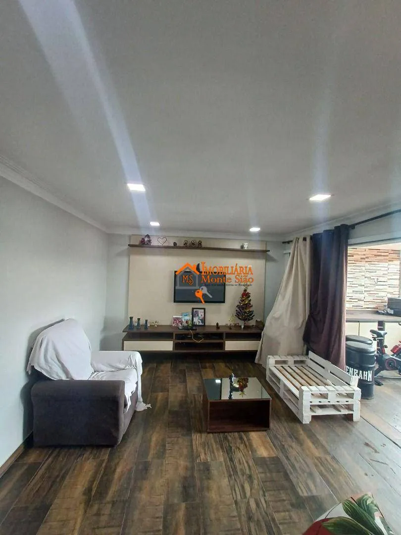 Imagem Sobrado com 3 dormitórios à venda, 275 m² por R$ 600.000,00 - Cocaia - Guarulhos/SP