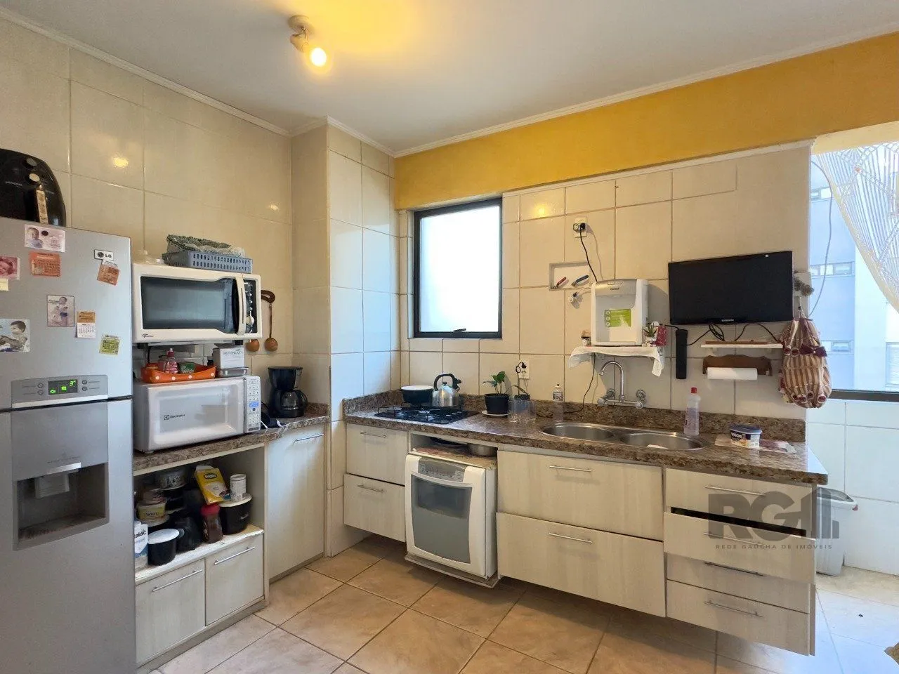 Imagem APARTAMENTO 3 DORMITÓRIOS DE 99M², COM SACADA, EM FRENTE À SANTA CASA NO CENTRO HISTÓRICO
