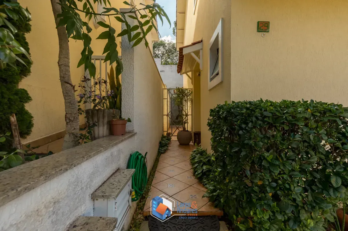 Imagem Casa no condomínio Villa Novas Tatuapé 1 para venda com 3 quartos, sendo 3 suítes, 180m²
