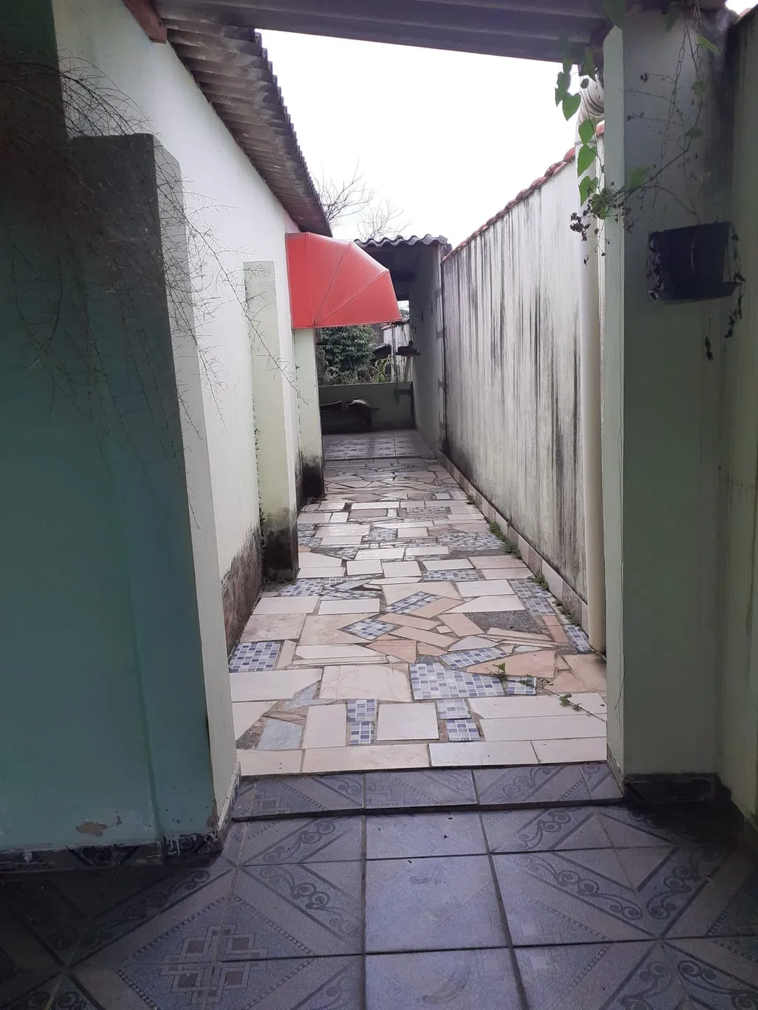 Imagem Casa à venda 2 Quartos, 3 Vagas, 300M², Jardim Santa Cecília, Pindamonhangaba - SP