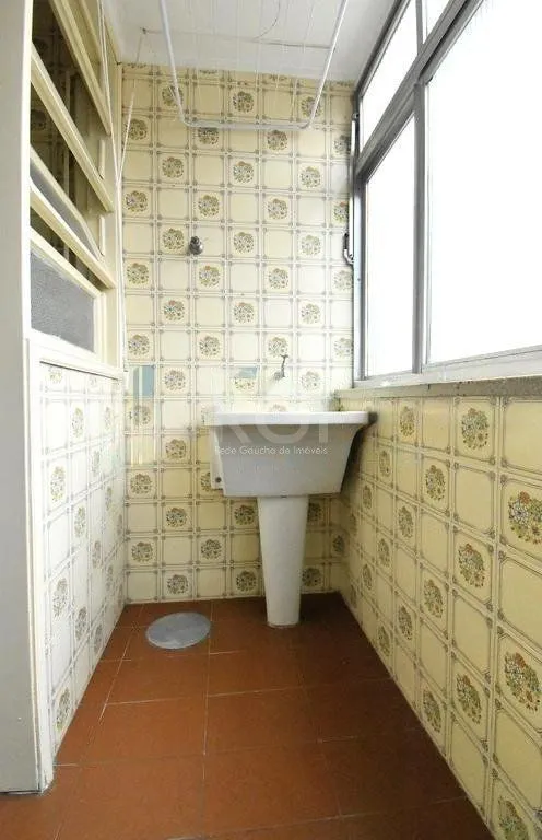 Imagem Apartamento de 2 dormitórios, 1 vaga de garagem coberta e escriturada.