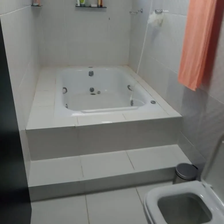 Imagem Casa à venda 3 Quartos, 1 Suite, 8 Vagas, 225M², Jardim América, Taubaté - SP