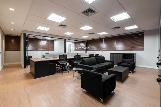 Imagem Conjunto comercial mobiliado com 130m² na Vila Olímpia.