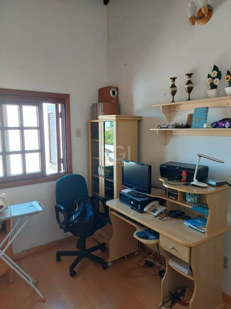 Imagem Casa para Venda - 156m², 3 dormitórios, sendo 1 suites, 2 vagas - Guarujá
