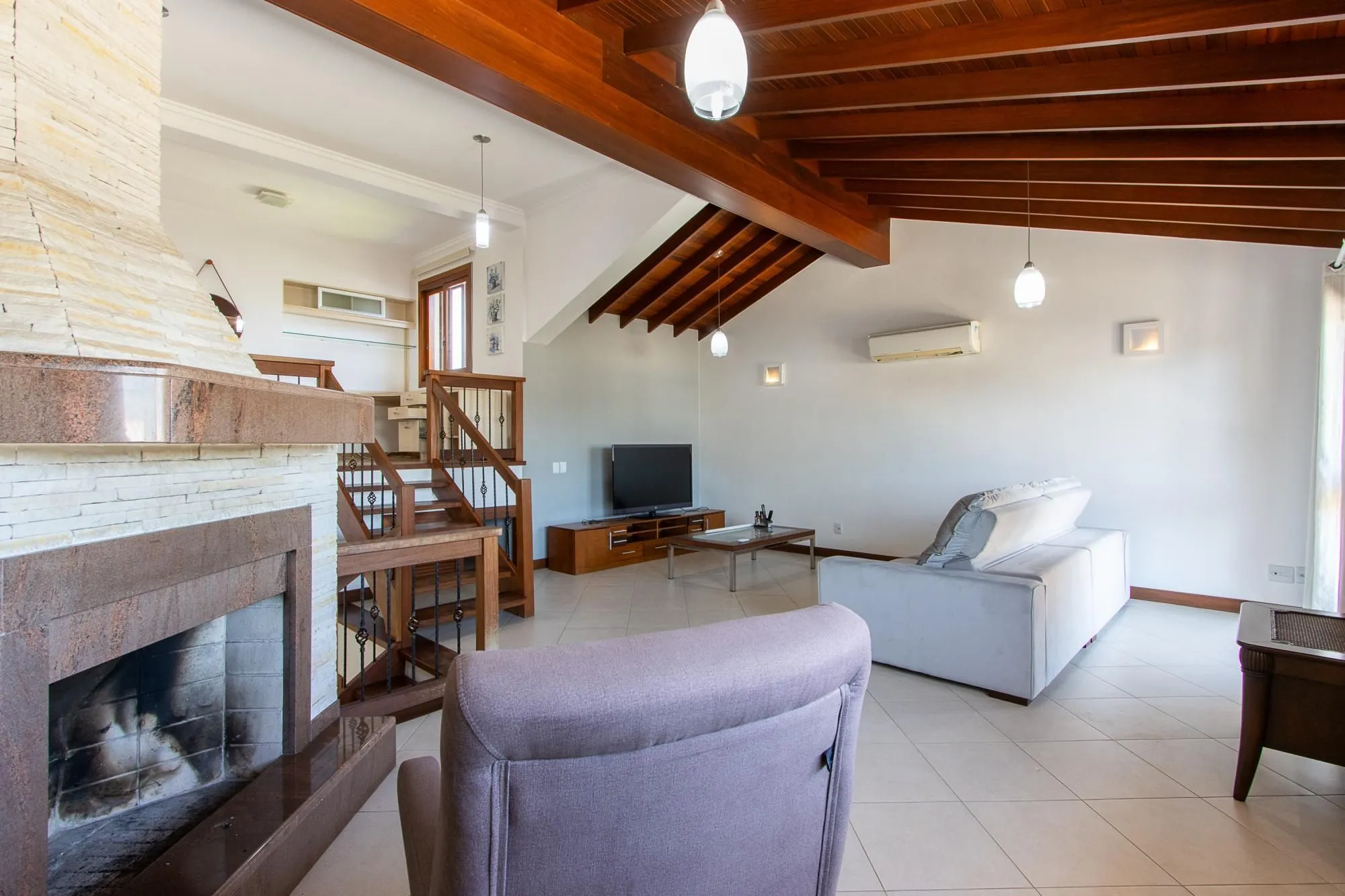 Imagem Prédio Misto Comercial/Residencial, à venda, com 802,57m² privativos, 6 vagas - Bairro Tristeza