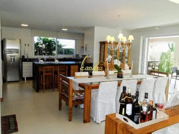Imagem Casa condomínio Beira mar de alto padrão 04 amplas suítes