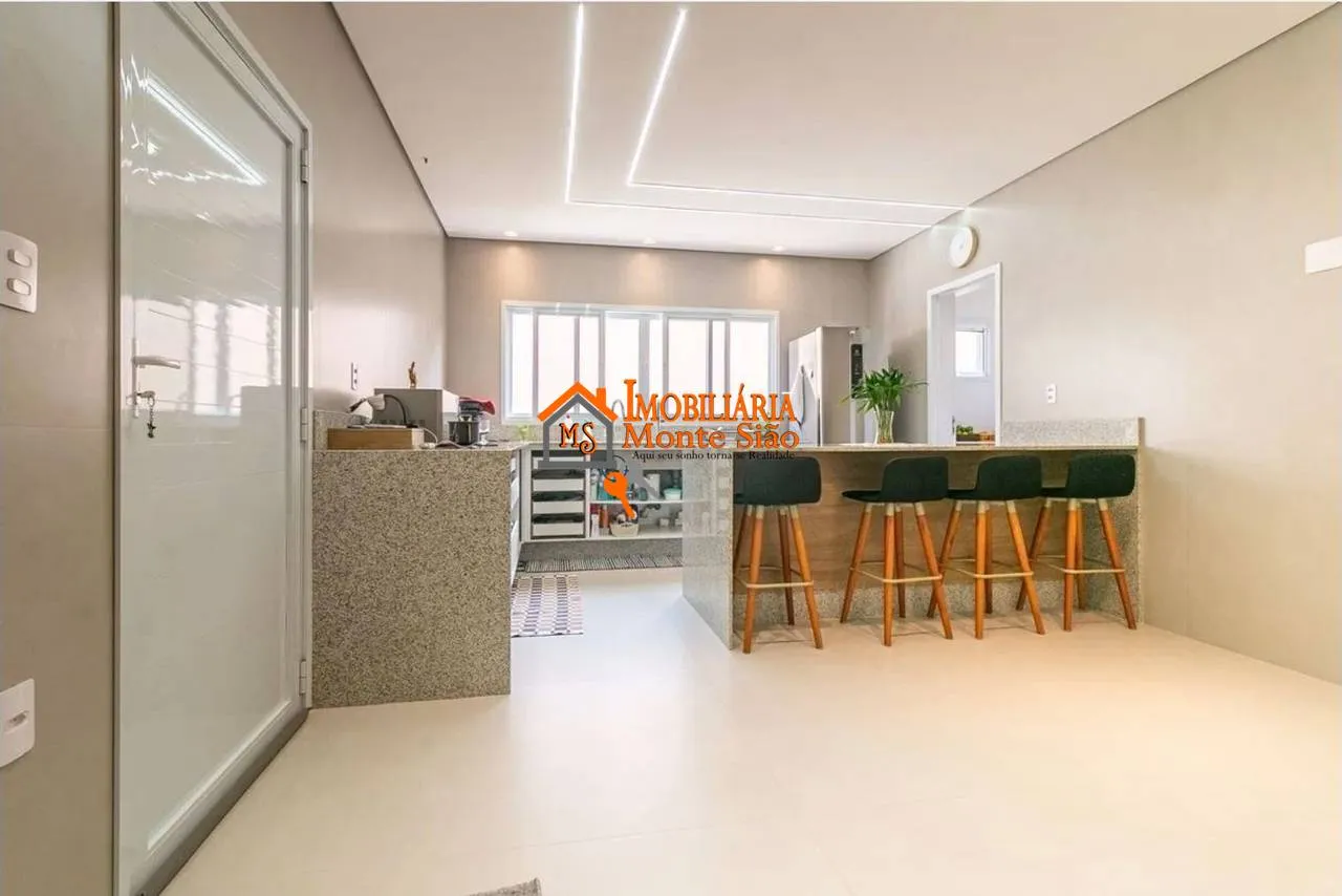 Imagem Sobrado com 3 dormitórios à venda, 270 m² por R$ 1.378.000,00 - Cidade Jardim Cumbica - Guarulhos/SP